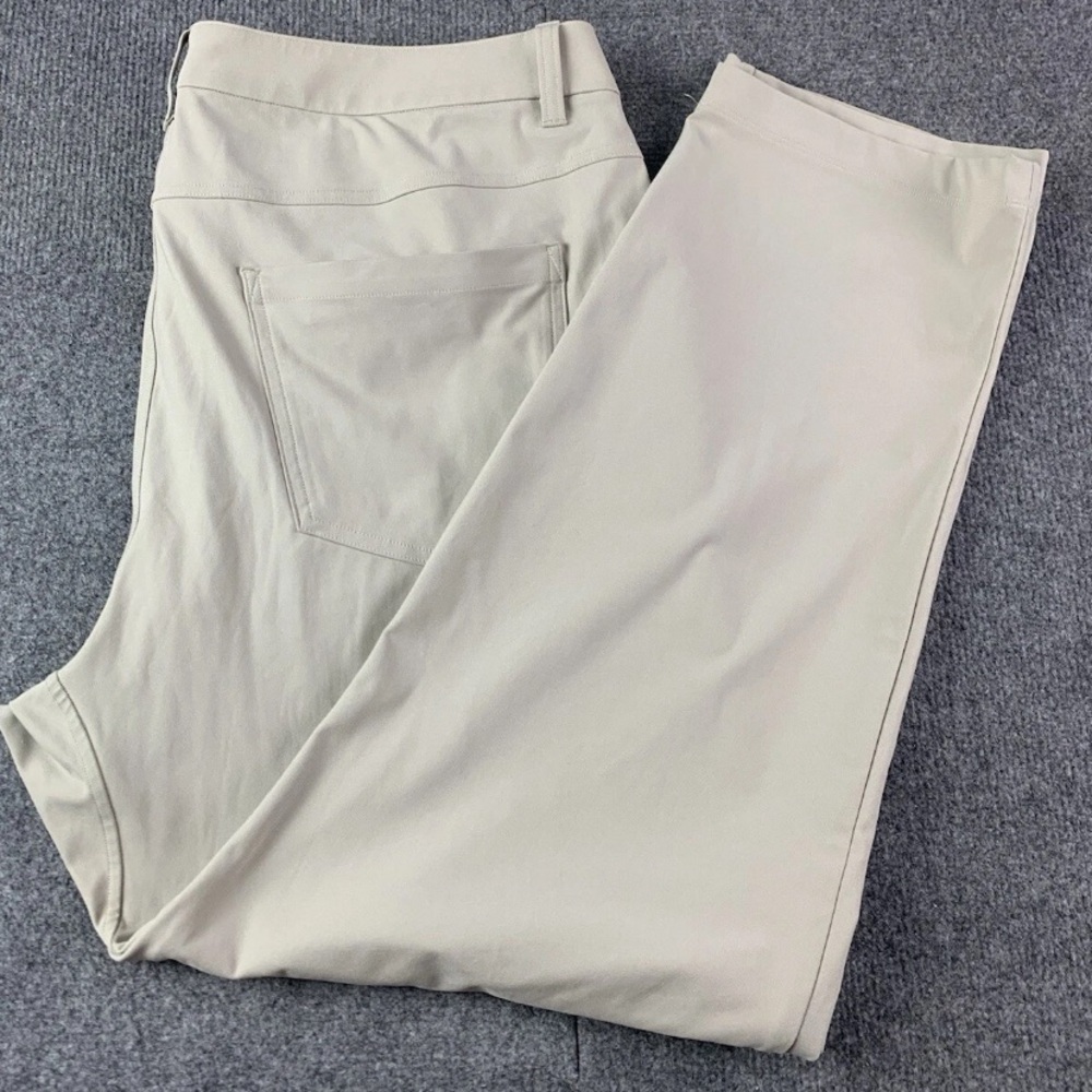 Lululemon ABC Classic Fit Warpstreme Mens Pants Size 36x28 Tan